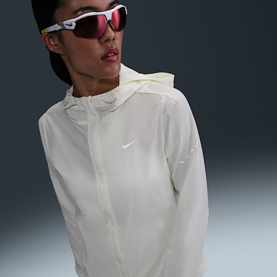 ナイキ ランニング シェルジャケット Amazon.co.jp: NIKE ナイキ シールド トレイルランニングジャケット